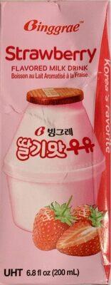 Binggrae Strawberry Flavoured Milk Drink  200ml